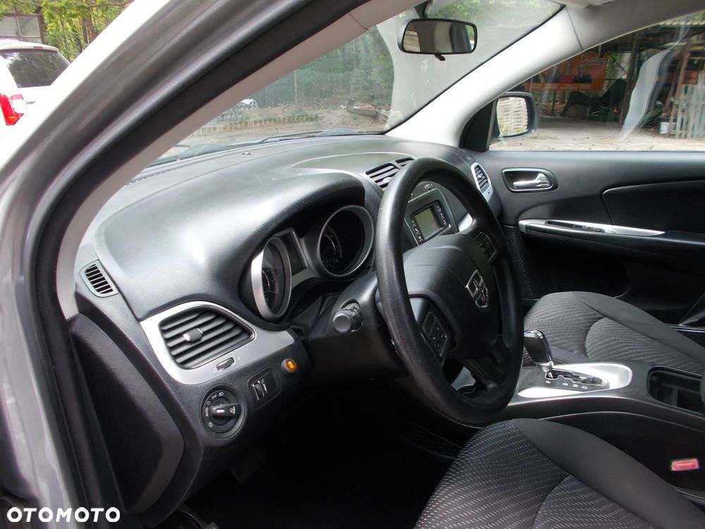Dodge Journey - 12