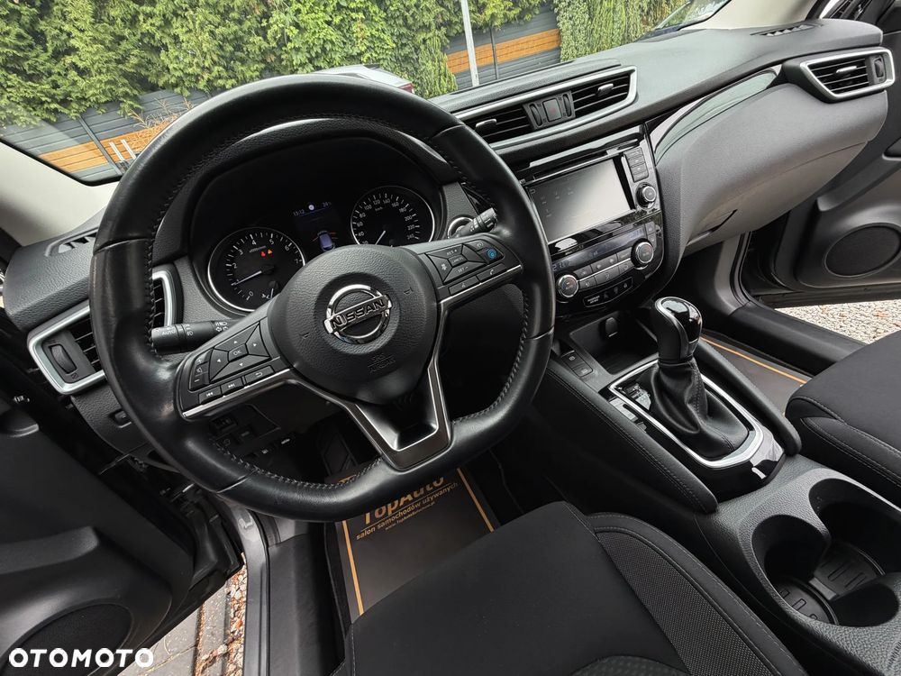 Nissan Qashqai 1.3 DIG-T DCT TEKNA - 28