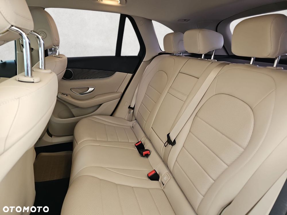 Mercedes-Benz GLC 220 d 4-Matic - 20