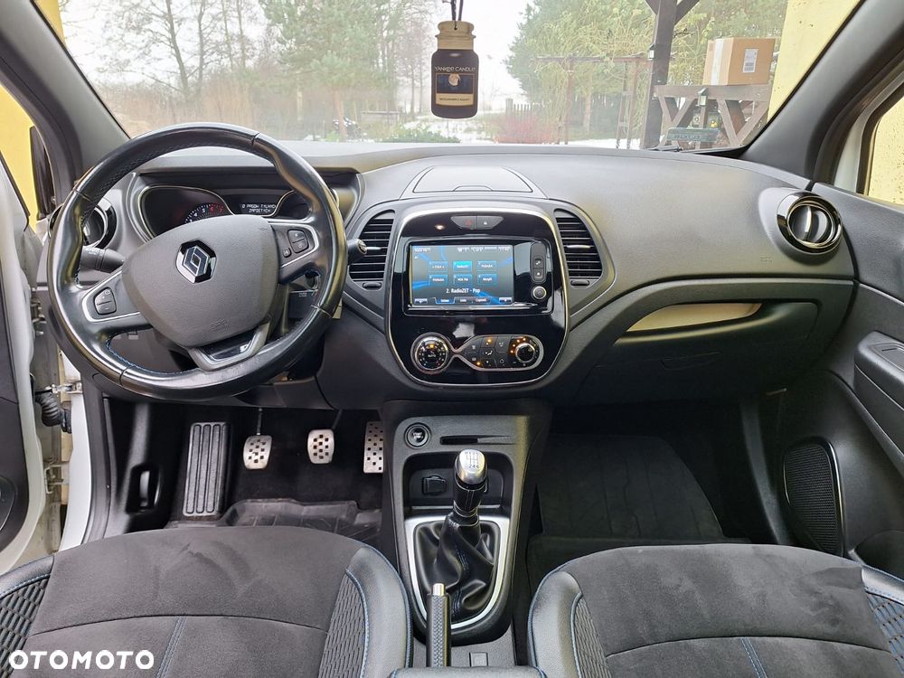 Renault Captur - 24