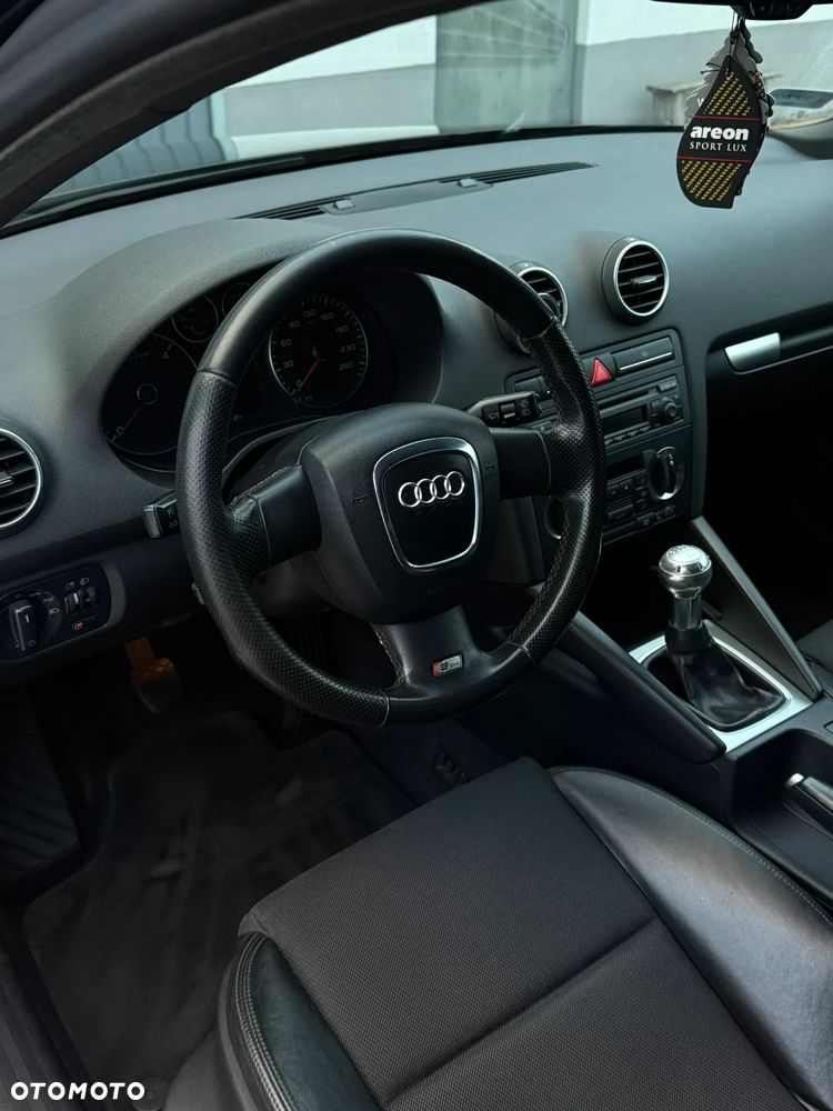 Audi A3 Sportback - 17