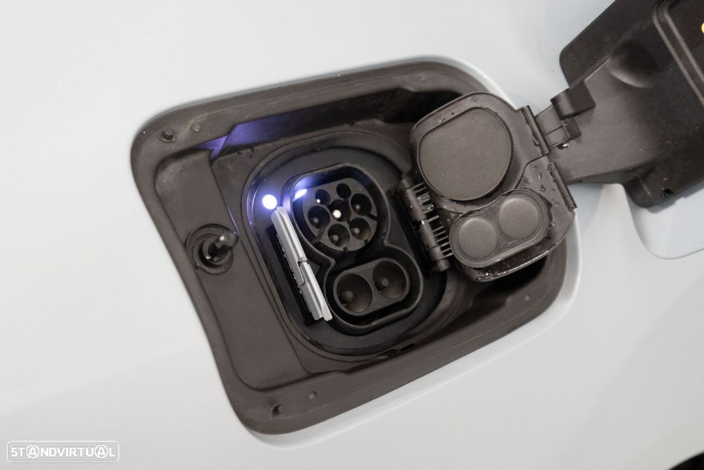 BMW i4 eDrive35 Pack Desportivo M - 16