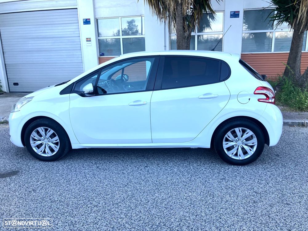Peugeot 208 1.4 HDi Active - 2