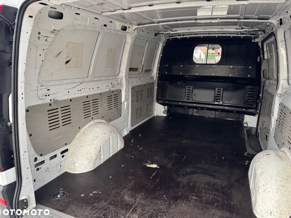 Mercedes-Benz Vito - 21