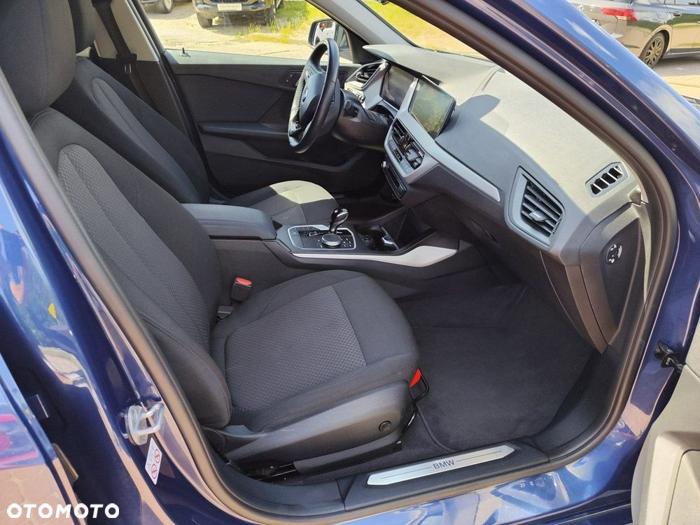 BMW Seria 1 - 21