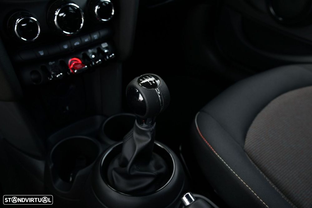 MINI 5 Portas Cooper Sport Edition - 7