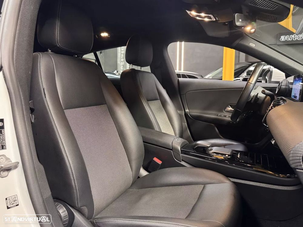 Mercedes-Benz CLA 200 d 8G-DCT Progressive Line Advanced - 25