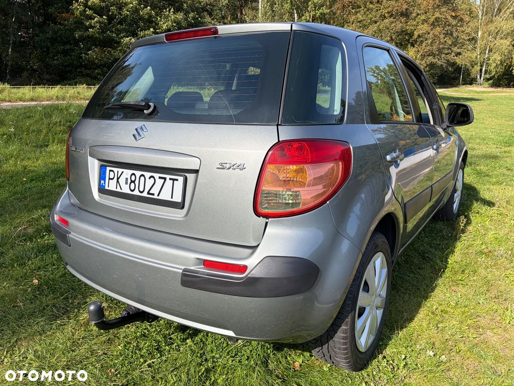 Suzuki SX4 - 4
