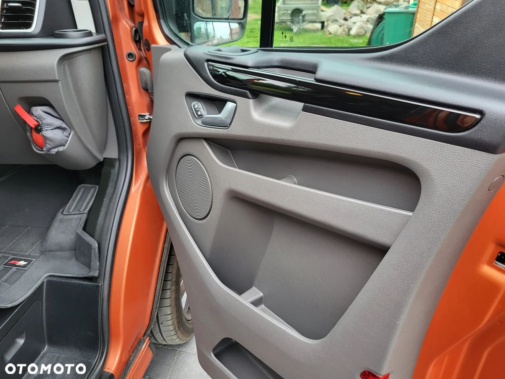 Ford Transit Custom Sport - 19