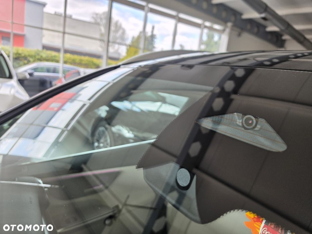 Mercedes-Benz GLC 300 e 4-Matic Avantgarde - 23