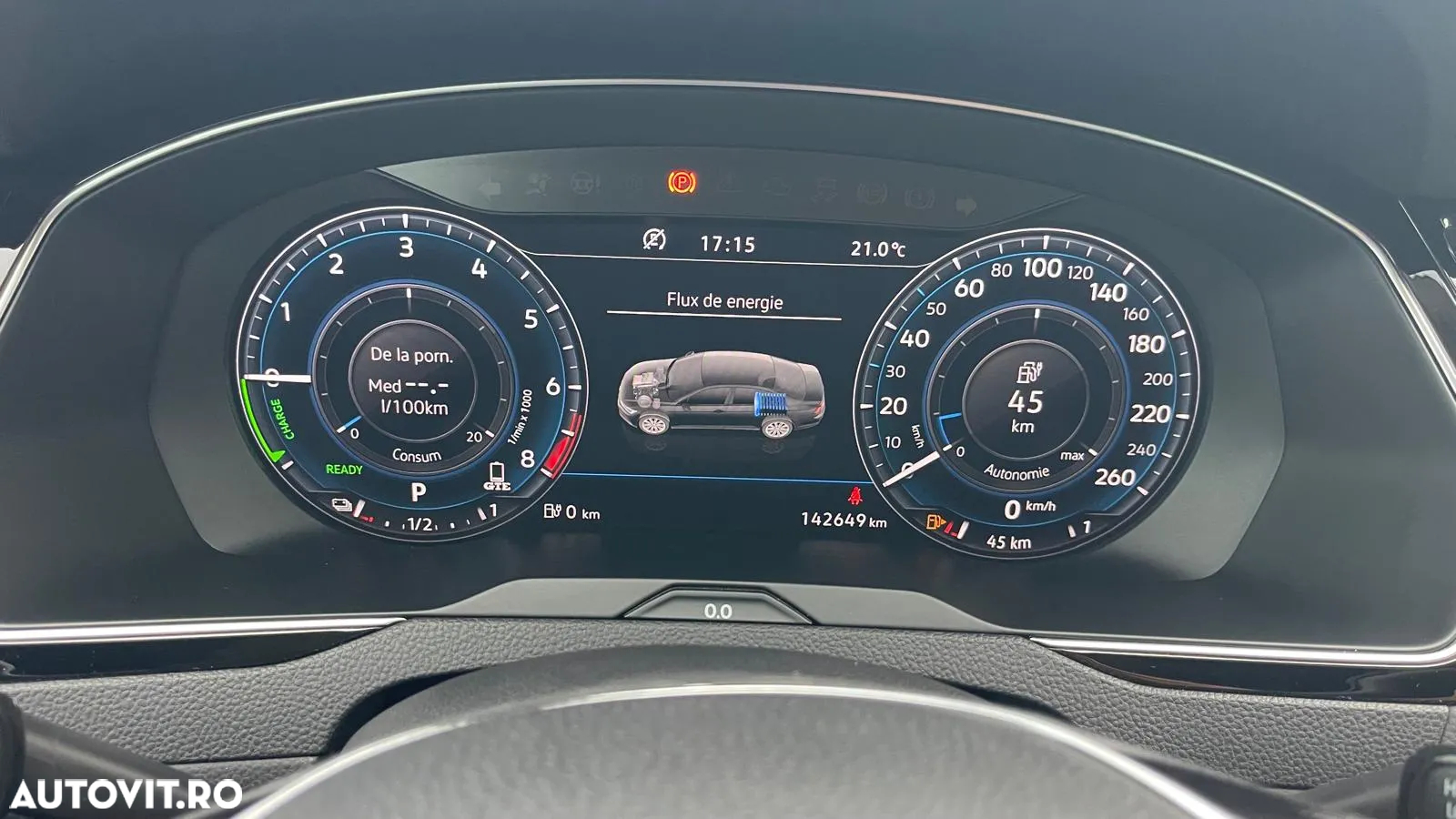 Volkswagen Passat GTE - 33