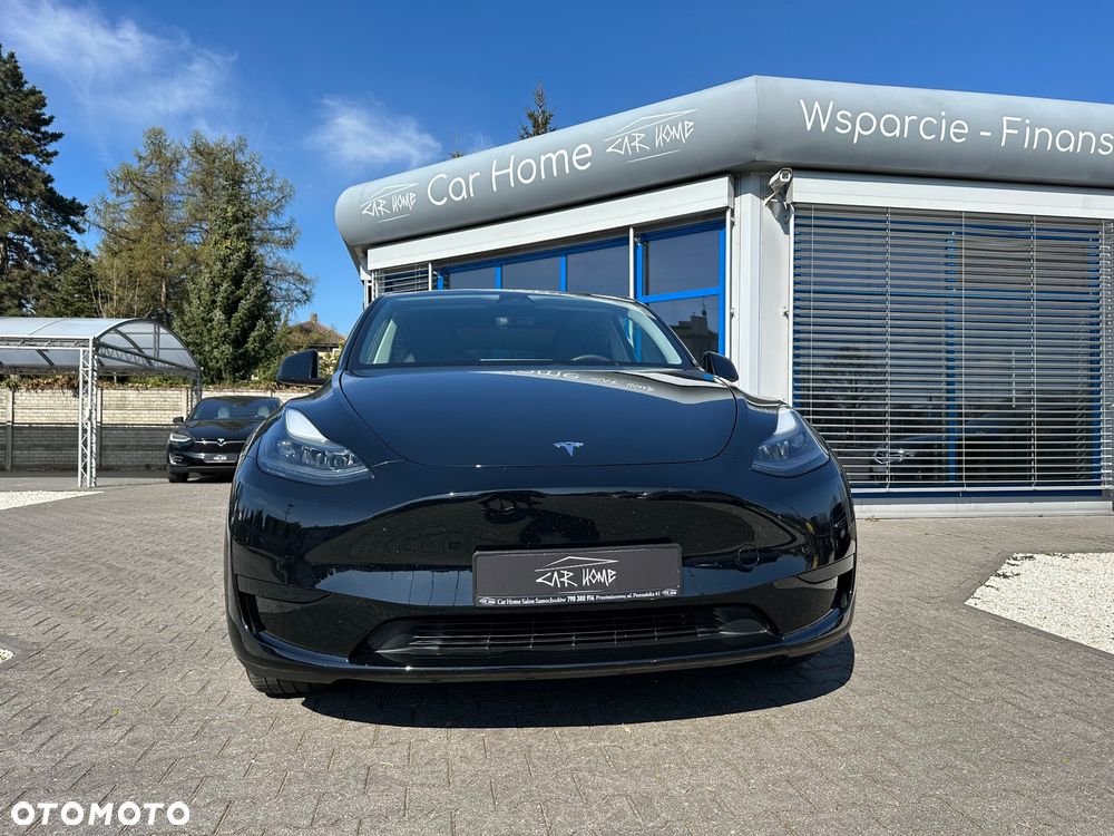 Tesla Model Y RWD - 2