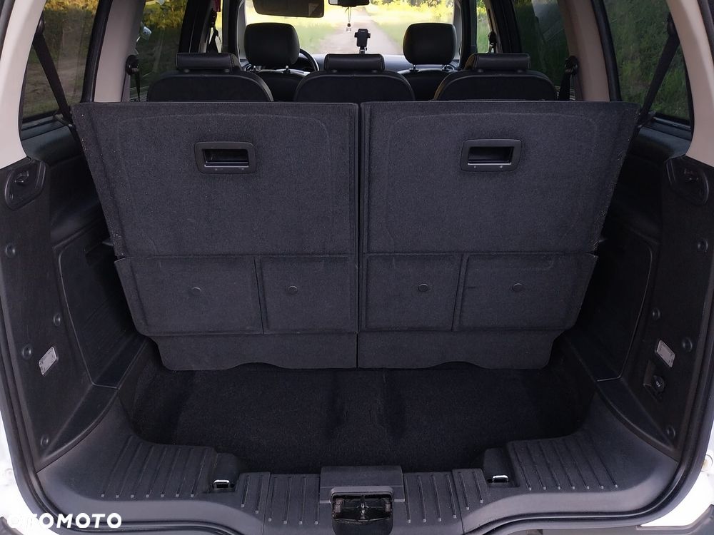 Ford Galaxy 2.0 T Titanium - 22