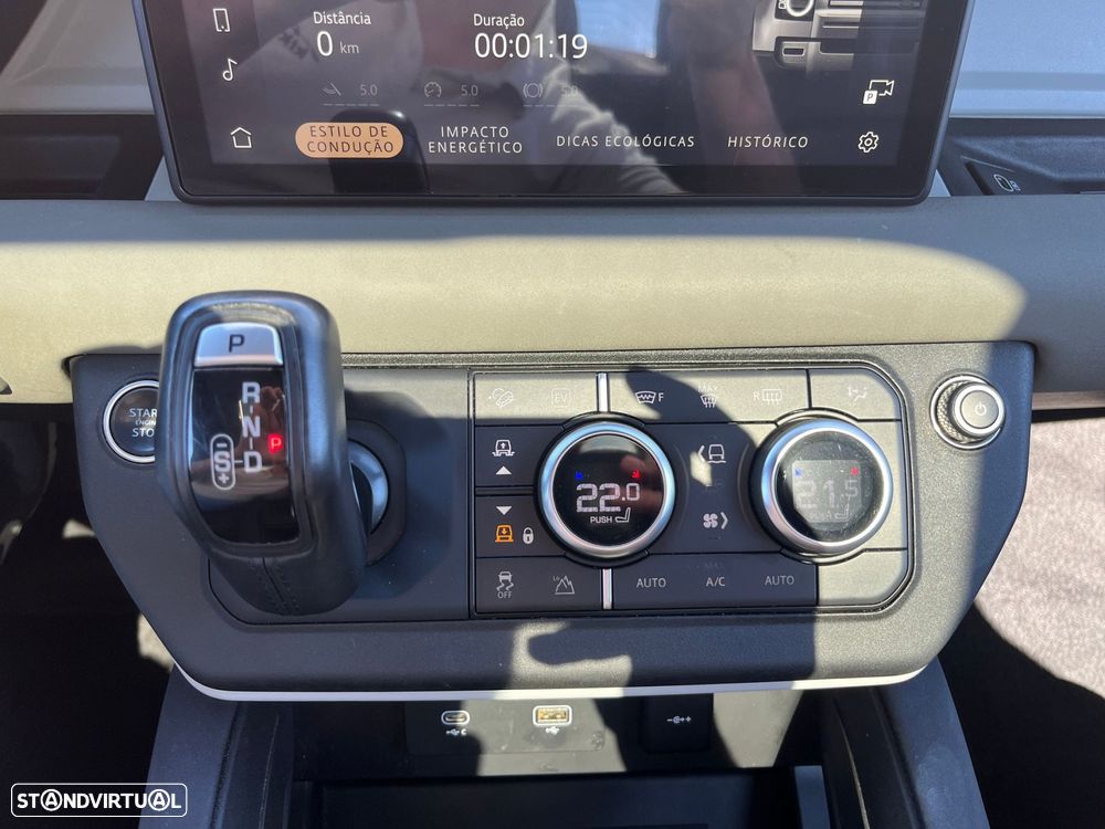 Land Rover Defender 2.0 P400e 110 AWD SE - 26