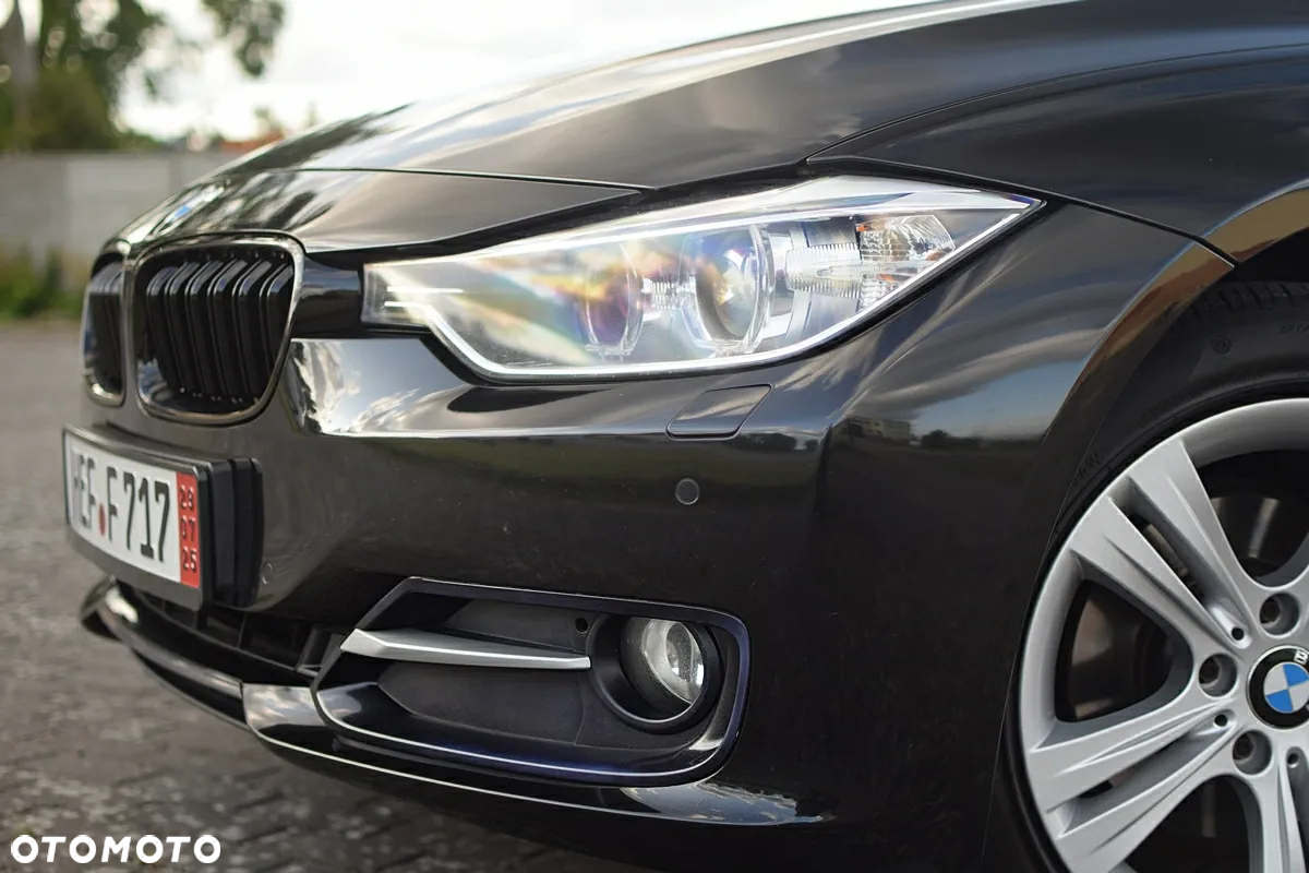 BMW Seria 3 318d Touring Sport Line - 4
