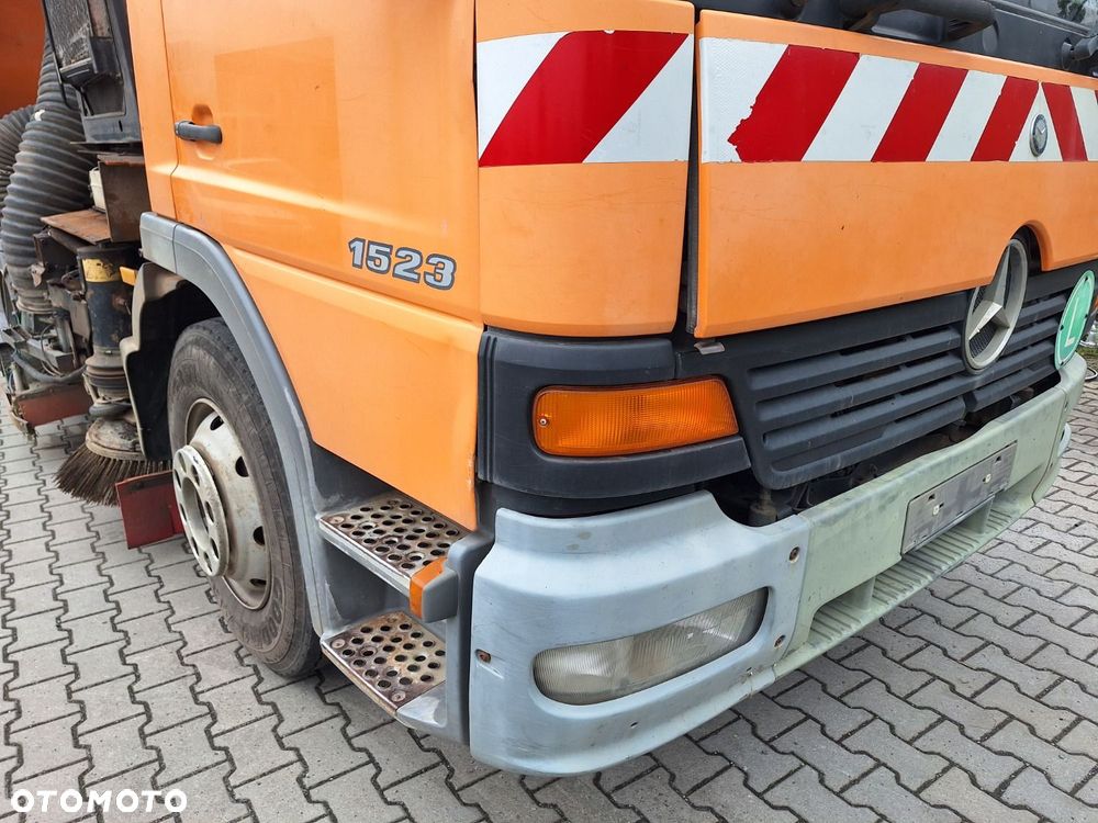 MIKANN Atego 1523 - 30