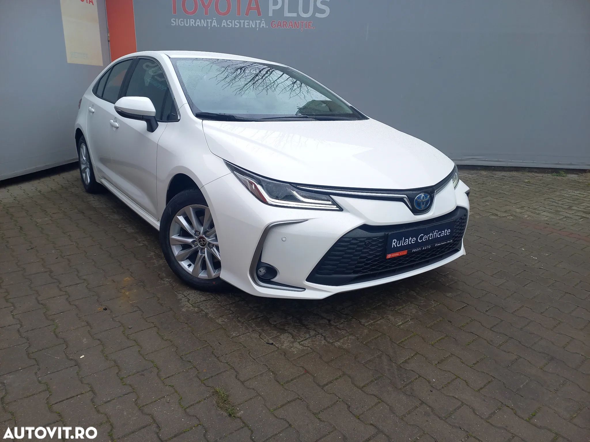 Toyota Corolla 1.8 HSD Business - 1