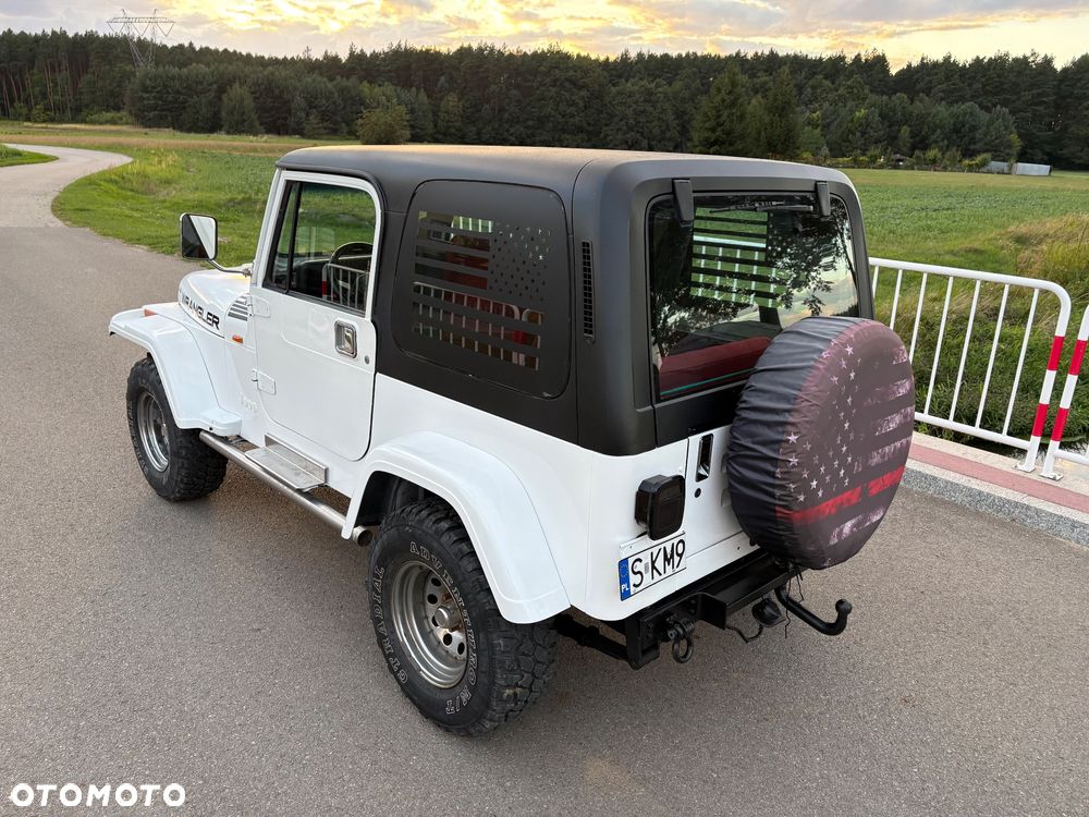 Jeep Wrangler 2.5L - 3