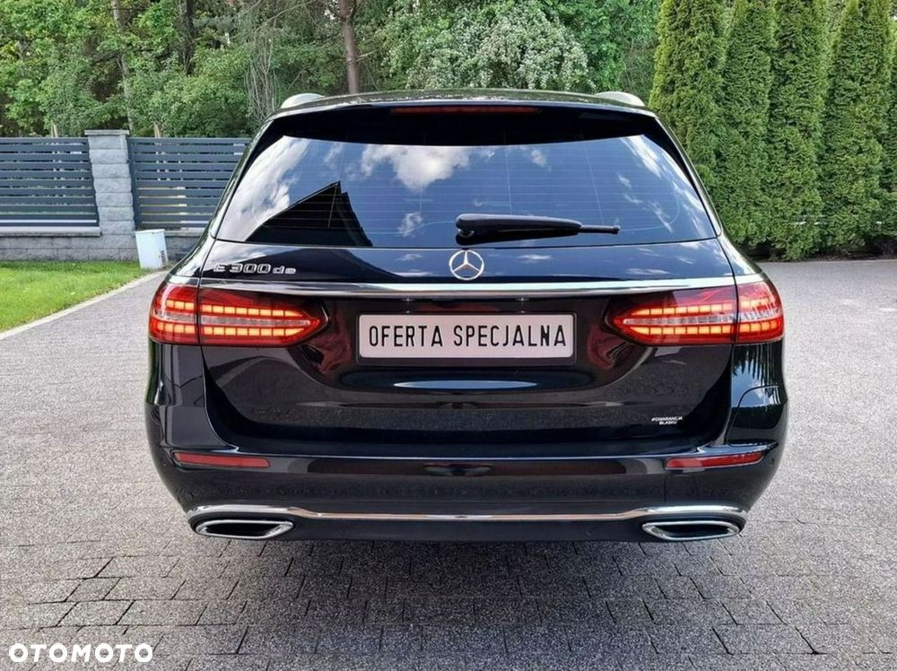 Mercedes-Benz Klasa E 300 de 9G-TRONIC - 8
