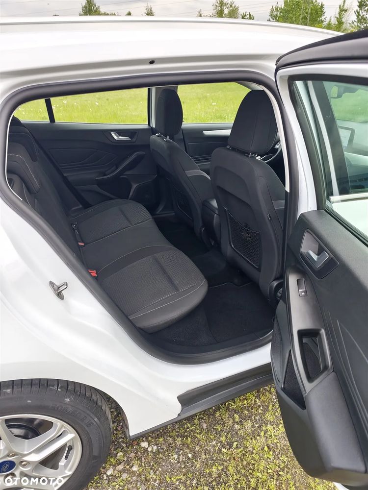 Ford Focus 1.5 EcoBlue Start-Stopp-System COOL&CONNECT - 25