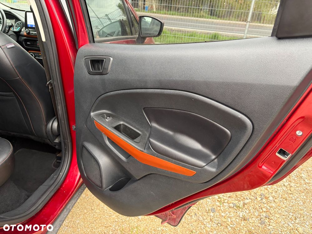 Ford EcoSport - 18