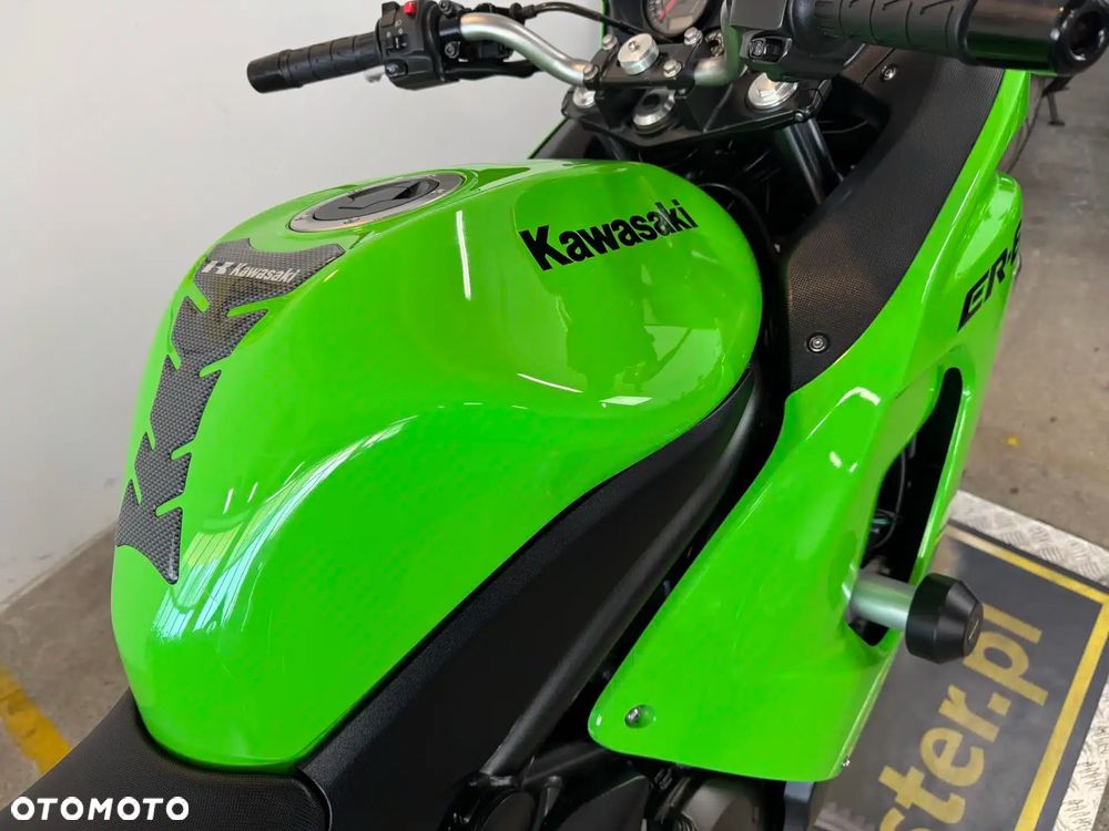 Kawasaki ER - 17