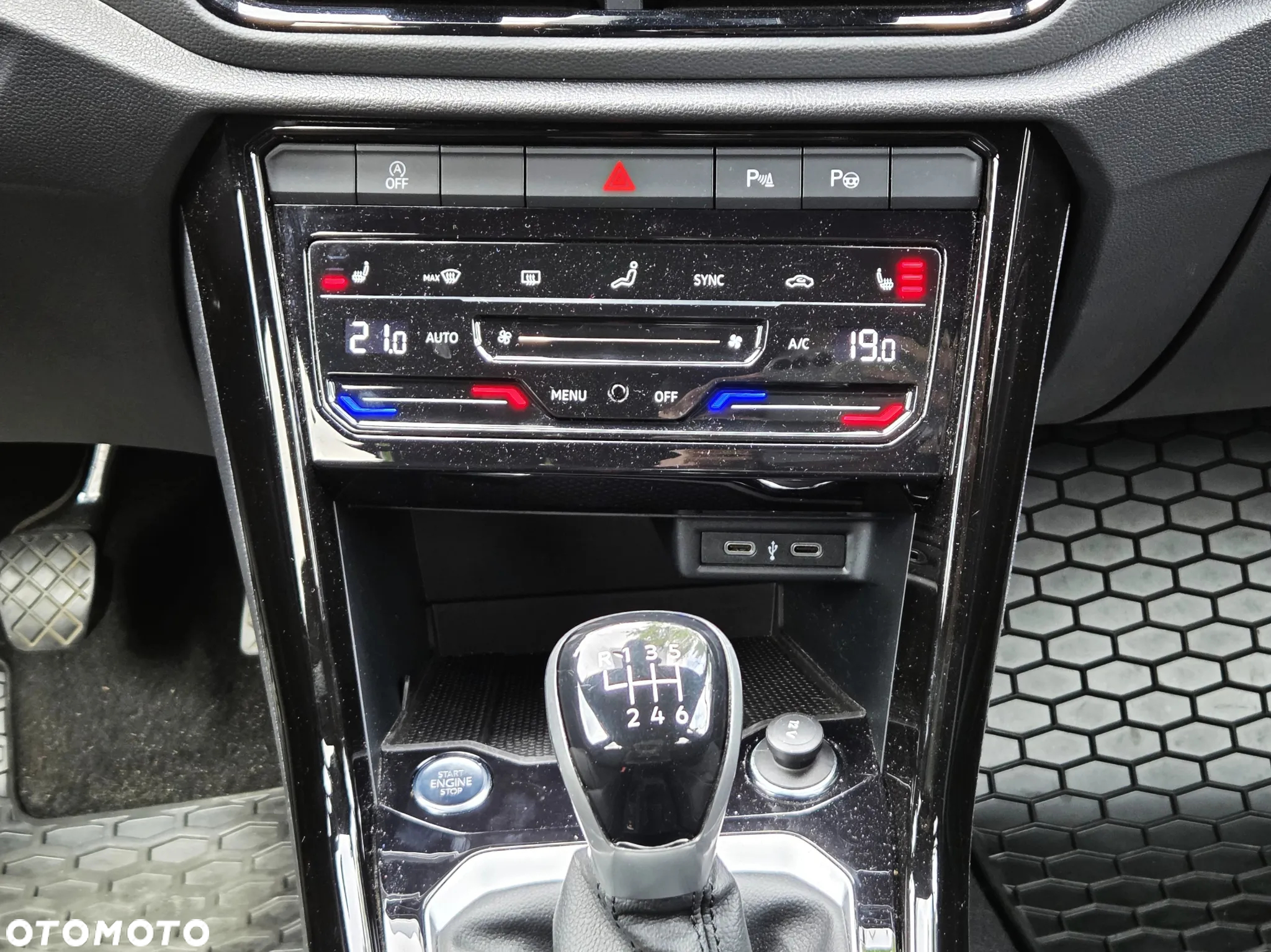 Volkswagen T-Roc 1.5 TSI Style - 14