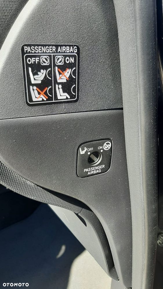 Toyota Auris 1.6 VVT-i Sol - 27