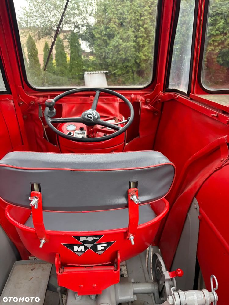 Massey Ferguson 25 - 22