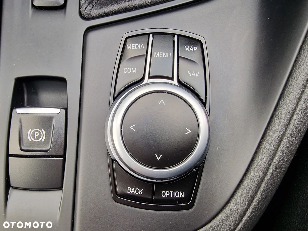 BMW X1 sDrive18d Sport Line sport - 26