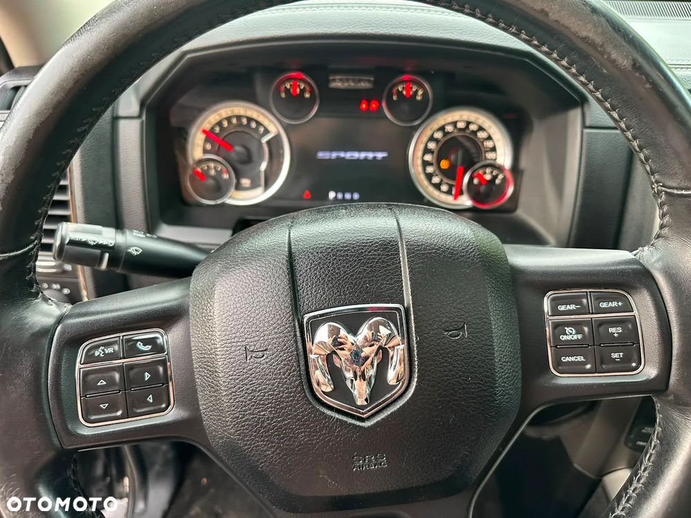 Dodge RAM - 22