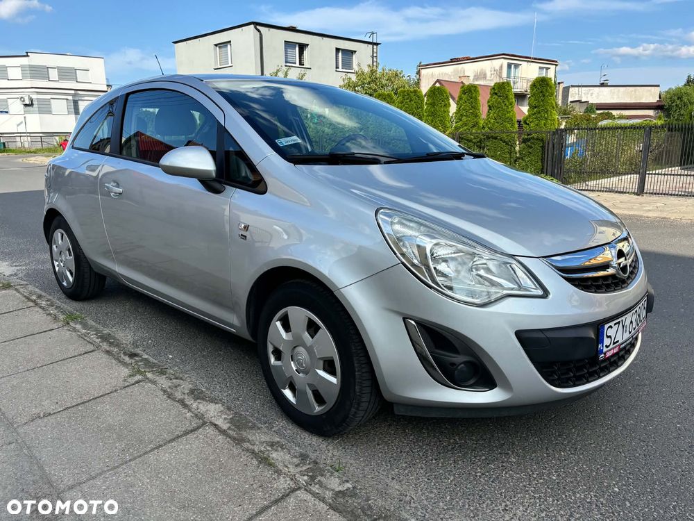 Opel Corsa 1.0 12V Essentia - 2