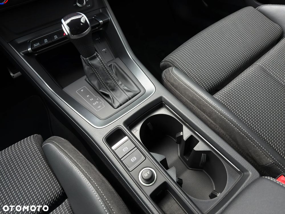 Audi Q3 35 TDI Quattro S tronic S line - 11
