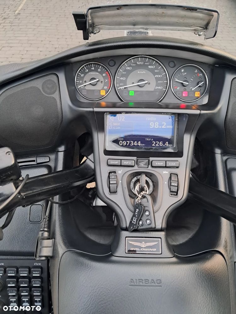 Honda GL - 5