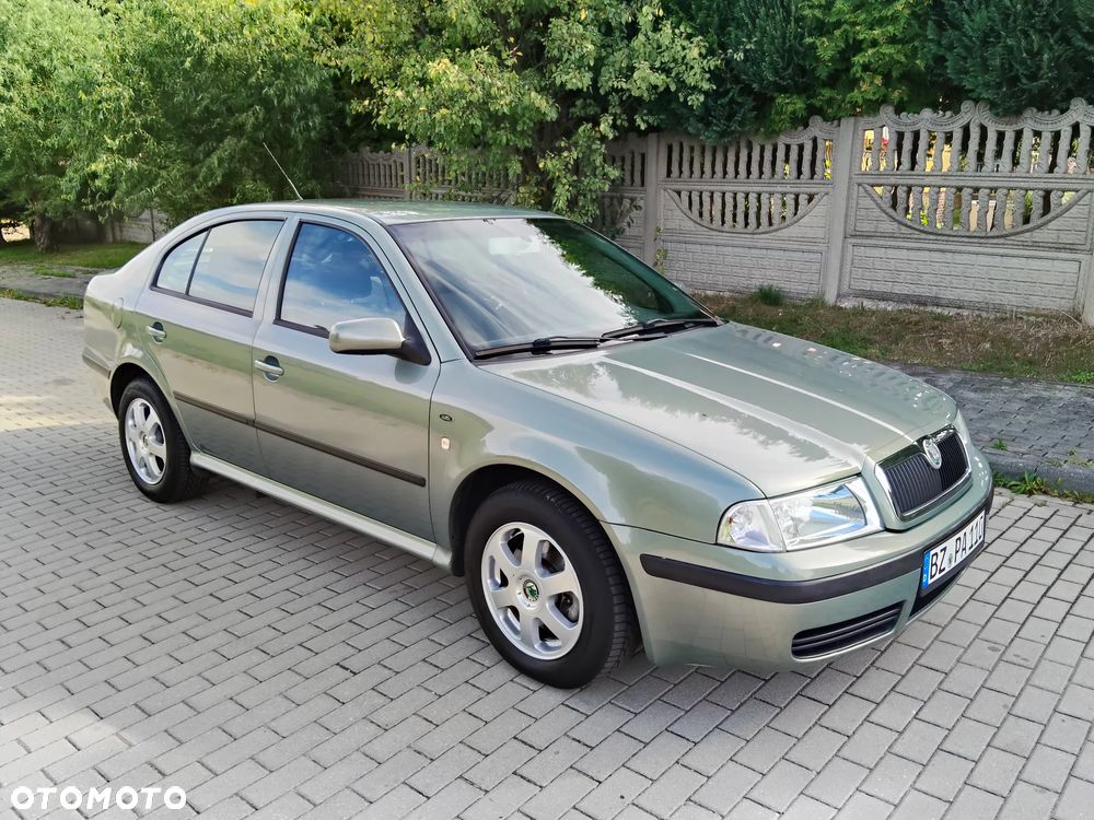 Skoda Octavia 1.8 T Elegance - 2