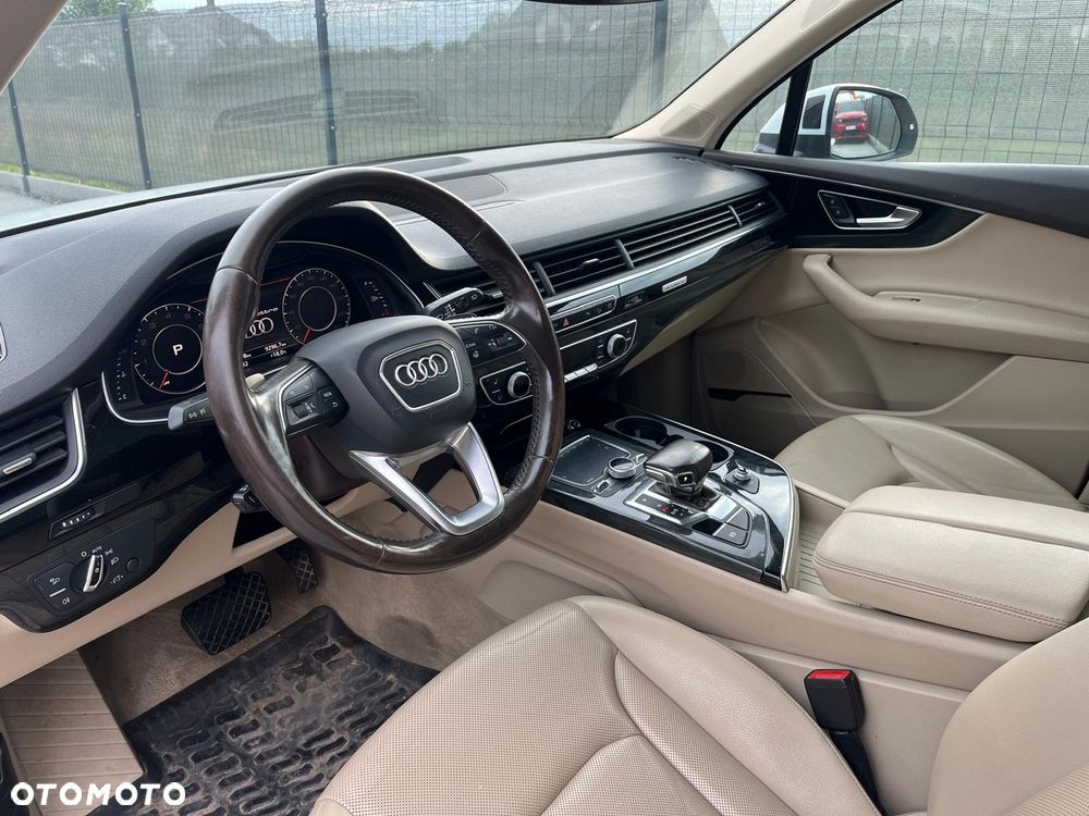 Audi Q7 - 5