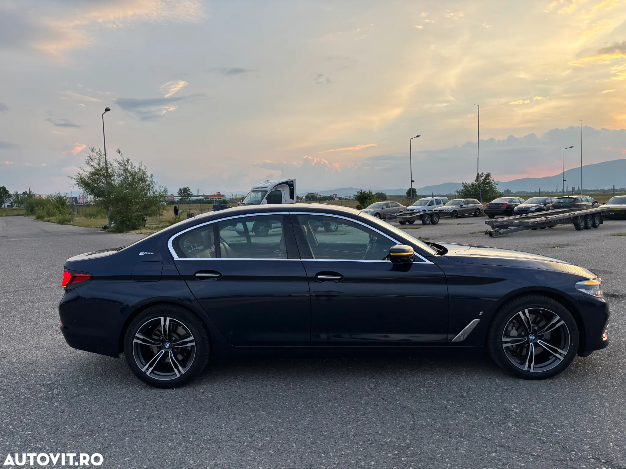 BMW Seria 5 530e iPerformance Aut. Luxury Line - 31