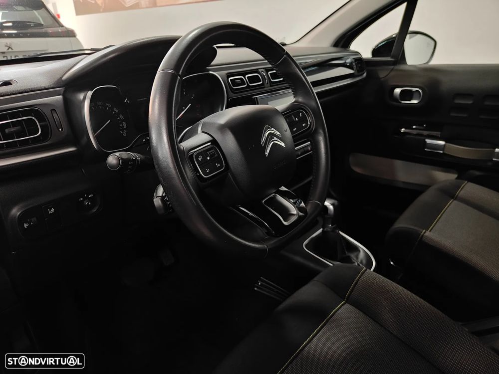 Citroën C3 1.2 PureTech Shine EAT6 - 29