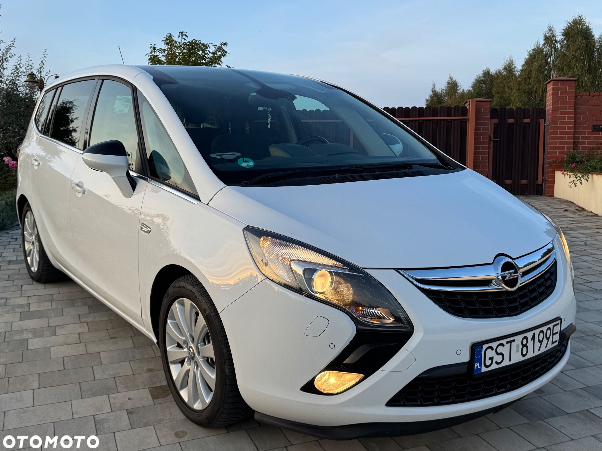 Opel Zafira 1.6 CDTI Cosmo - 1