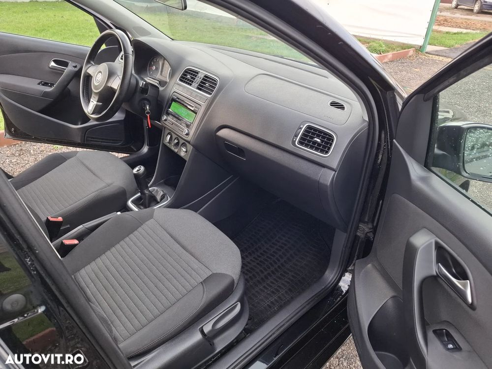 Volkswagen Polo 1.2 MATCH - 8