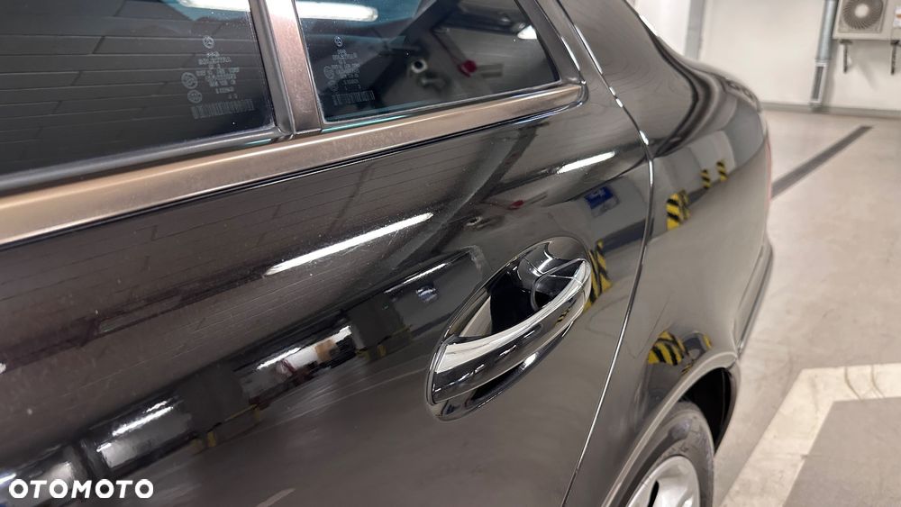 Mercedes-Benz Klasa E 350 4Matic Avantgarde Sport Edition - 12