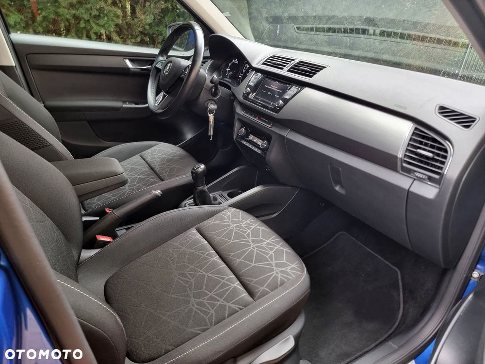 Skoda Fabia 1.0 Clever - 8