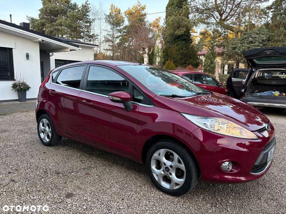 Ford Fiesta 1.4 Champions Edition - 11