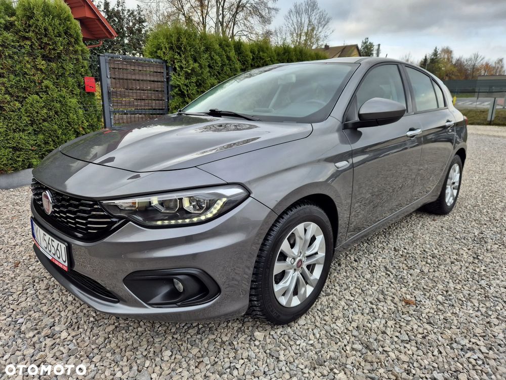 Fiat Tipo 1.4 T-Jet Business Line - 1