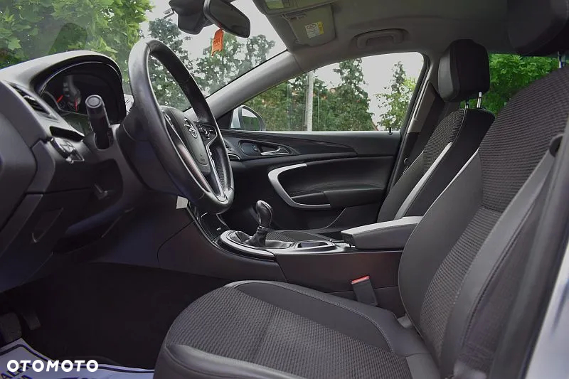 Opel Insignia Sports Tourer 2.0 Diesel Exclusive - 10