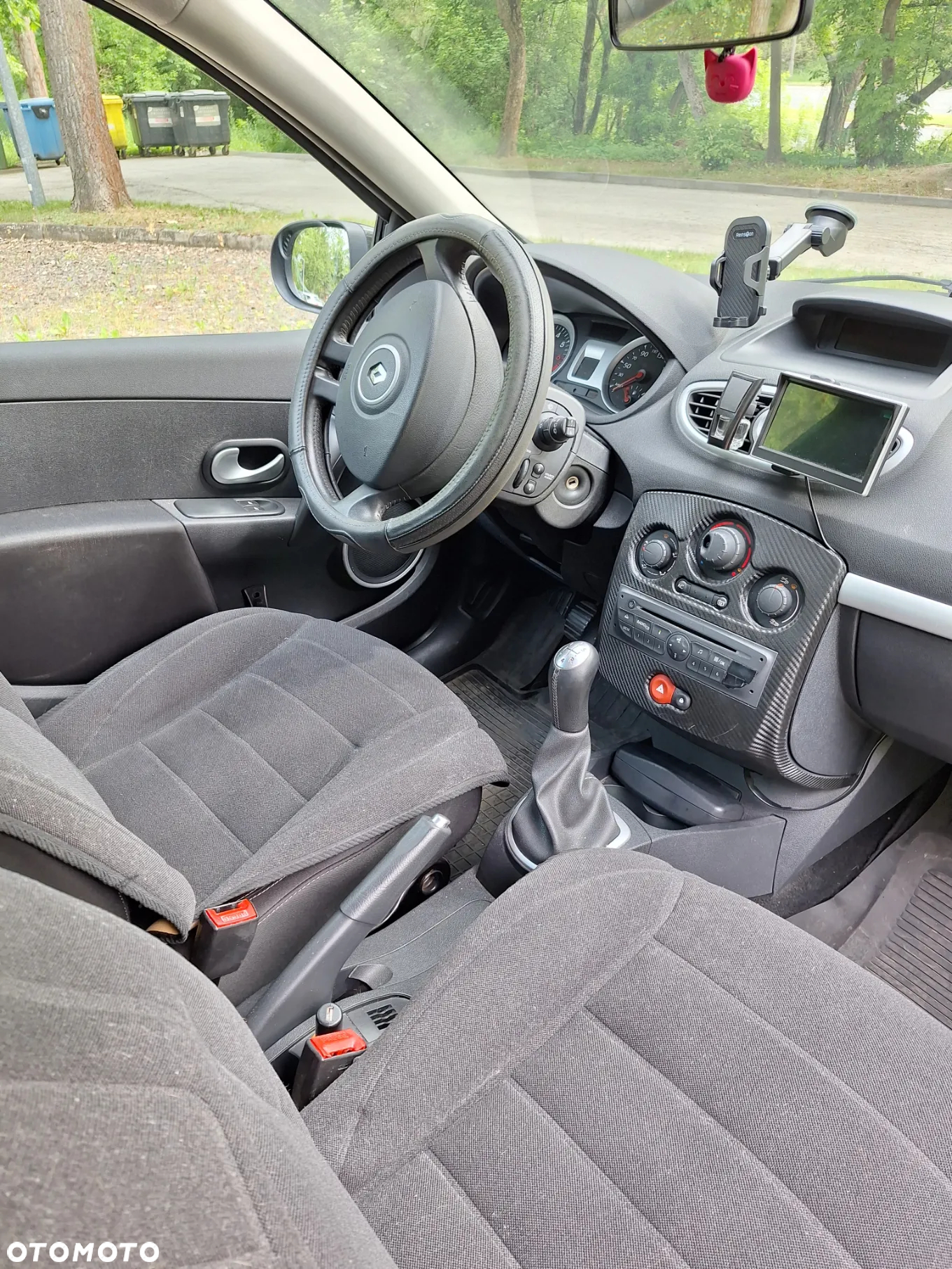 Renault Clio 1.2 16V 75 Collection - 10