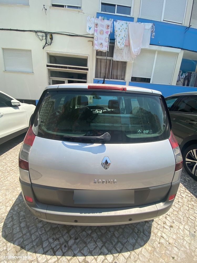 Renault Scénic 1.5 dCi Conquest - 1