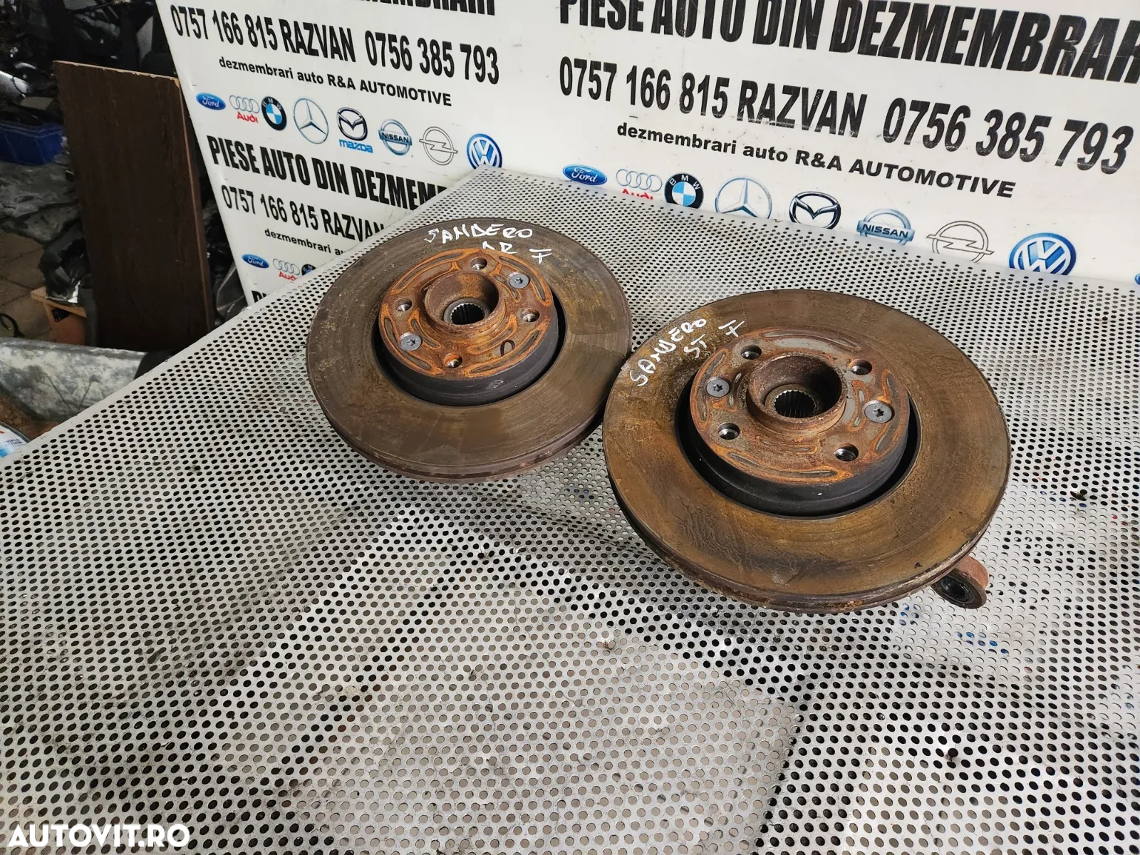 Fuzete Fuzeta Stanga Dreapa Fata Noi 4500 Km Dacia Sandero Logan MCV Stepway 1.0 Benzina Motor H4DF480 Cutie Manuala JT4004 - Dezmembrari Arad - 3