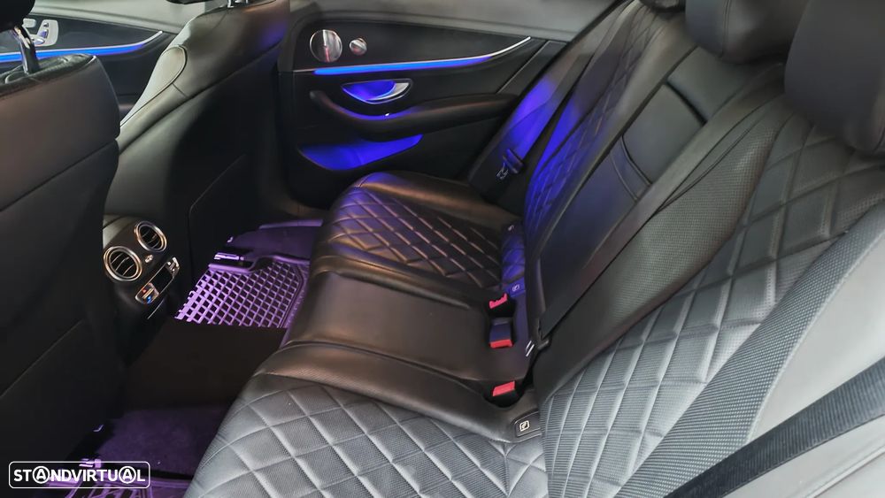 Mercedes-Benz E 220 d AMG designo - 18