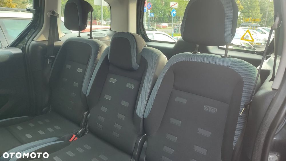 Citroën Berlingo 1.6 HDi Equilibre Navi XTR - 8